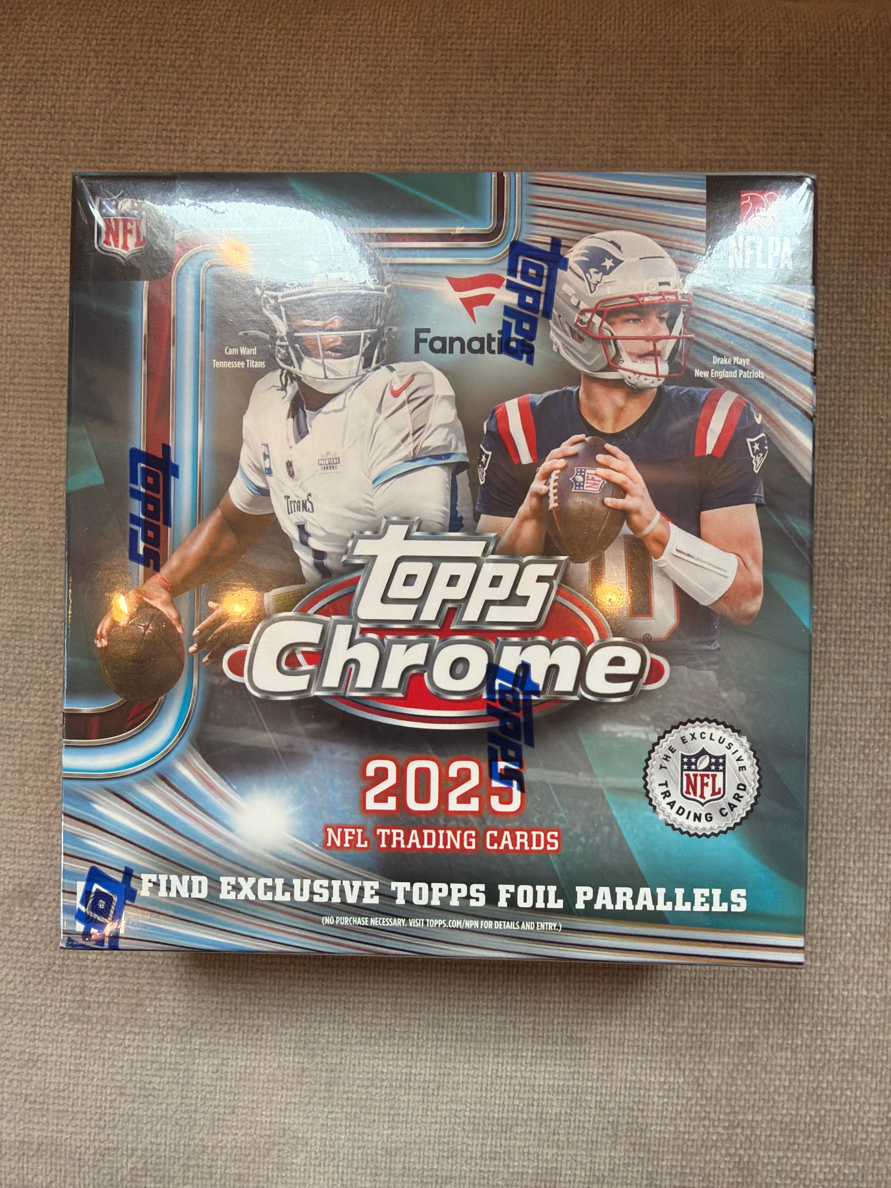 2025 Topps Chrome NFL Fanatics Mega Box